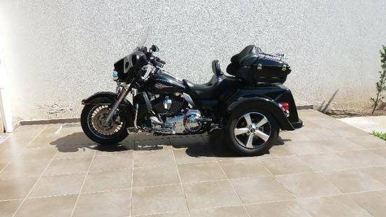 HARLEY-DAVIDSON ULTRA ELECTRA GLIDE CLASSIC 
